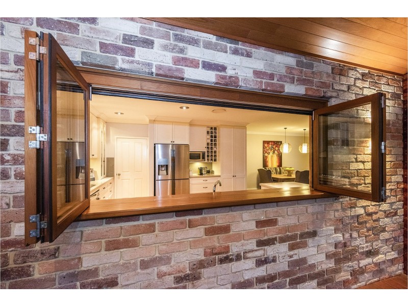 115 John Farrant Drive, Gooseberry Hill WA 6076