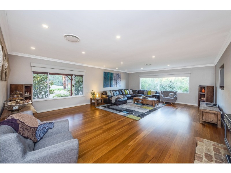 115 John Farrant Drive, Gooseberry Hill WA 6076