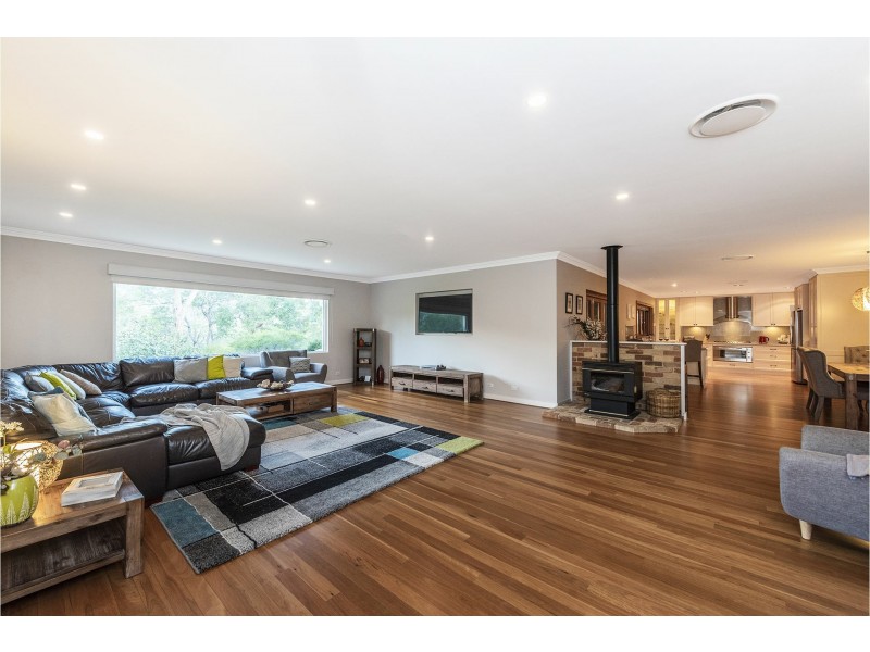 115 John Farrant Drive, Gooseberry Hill WA 6076