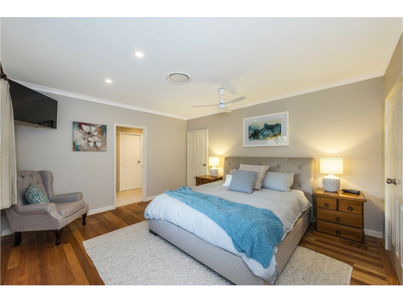 115 John Farrant Drive, Gooseberry Hill WA 6076