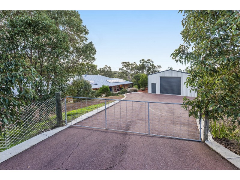 115 John Farrant Drive, Gooseberry Hill WA 6076