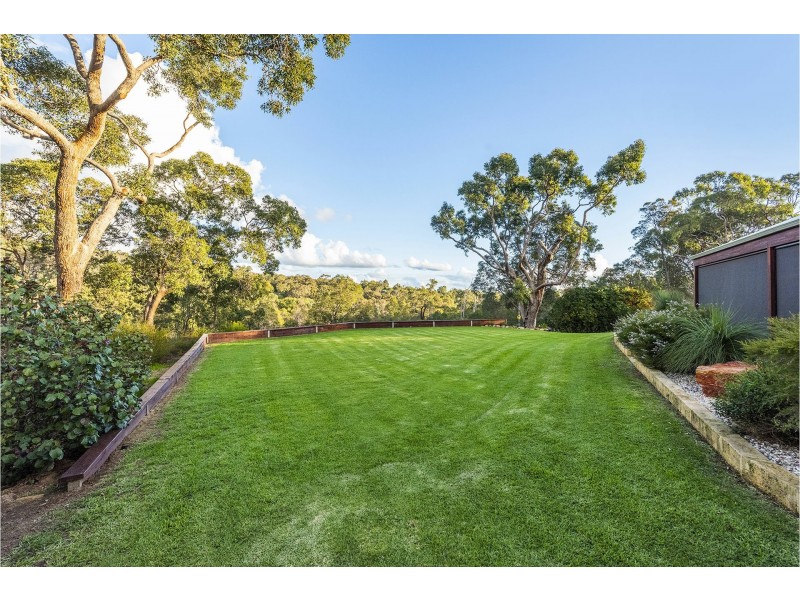 115 John Farrant Drive, Gooseberry Hill WA 6076