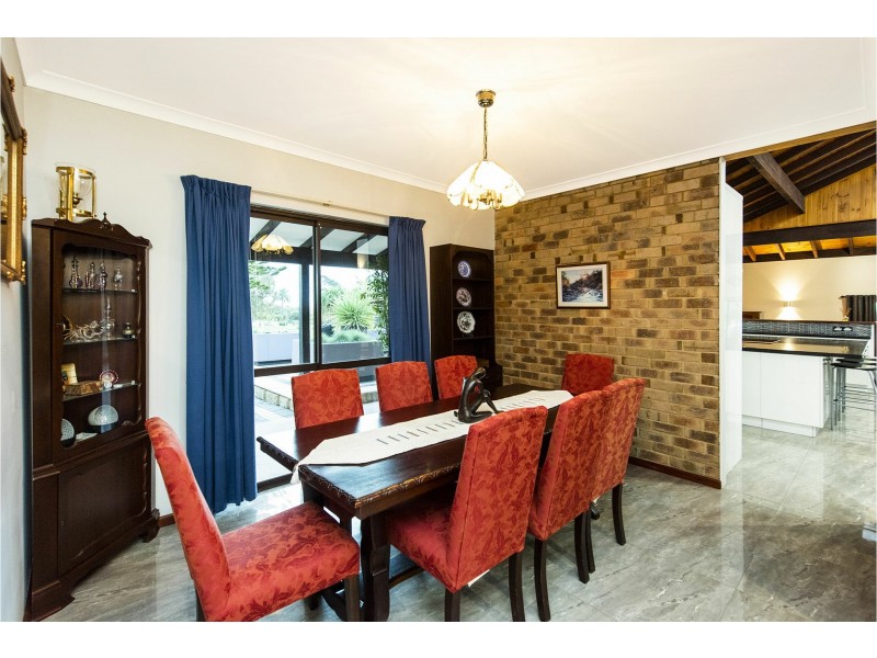 10A Simeon Close, Kalamunda WA 6076