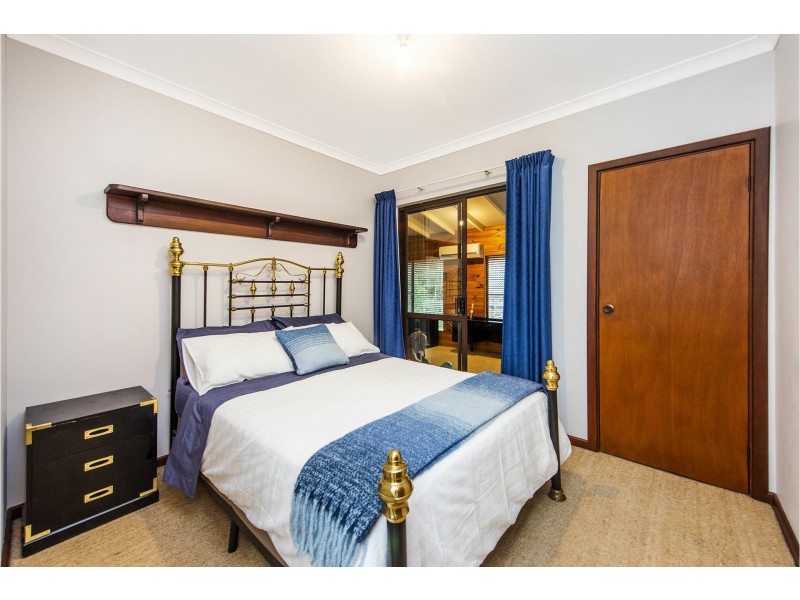 10A Simeon Close, Kalamunda WA 6076