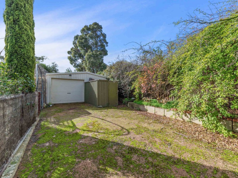 125 Grove Road, Lesmurdie WA 6076