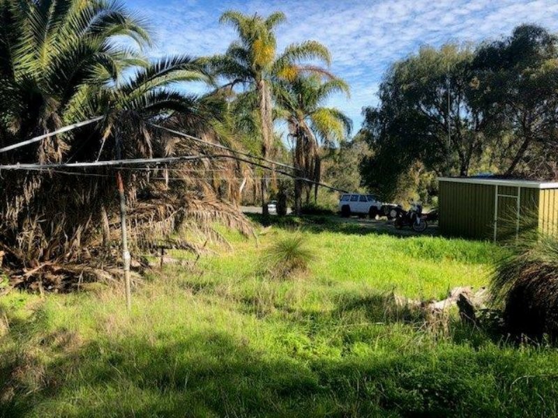 14 Glynden Way, Helena Valley WA 6056