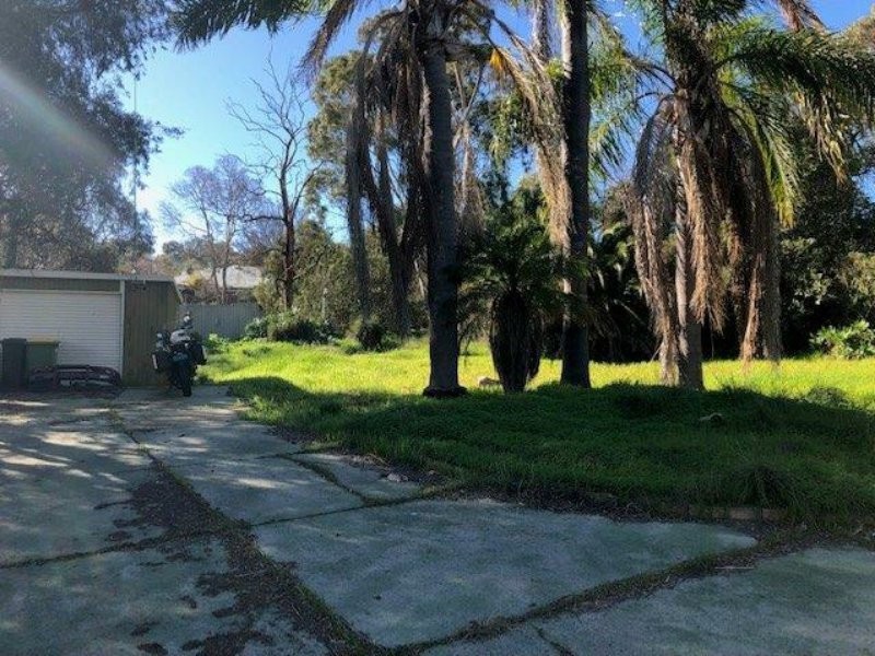 14 Glynden Way, Helena Valley WA 6056