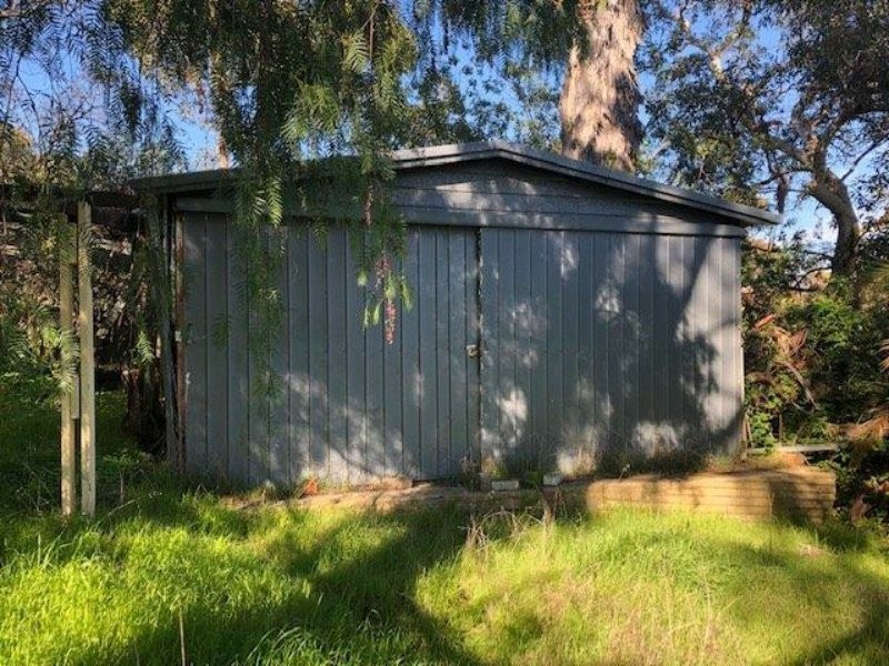 14 Glynden Way, Helena Valley WA 6056