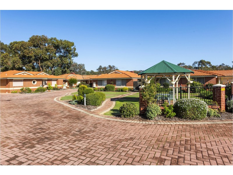 8/12 Heron Place, Maddington WA 6109