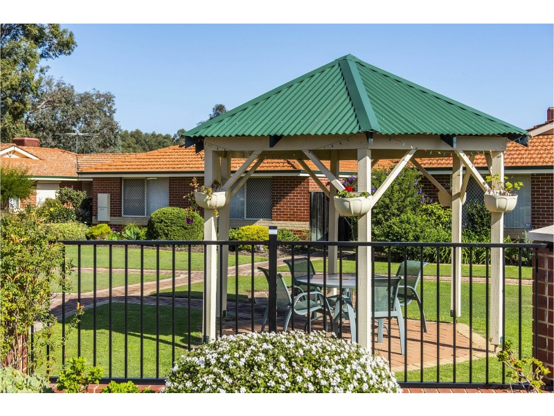 8/12 Heron Place, Maddington WA 6109
