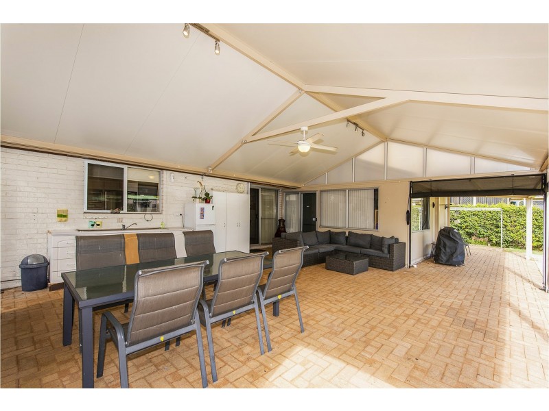 55 Chislehurst Road, Lesmurdie WA 6076