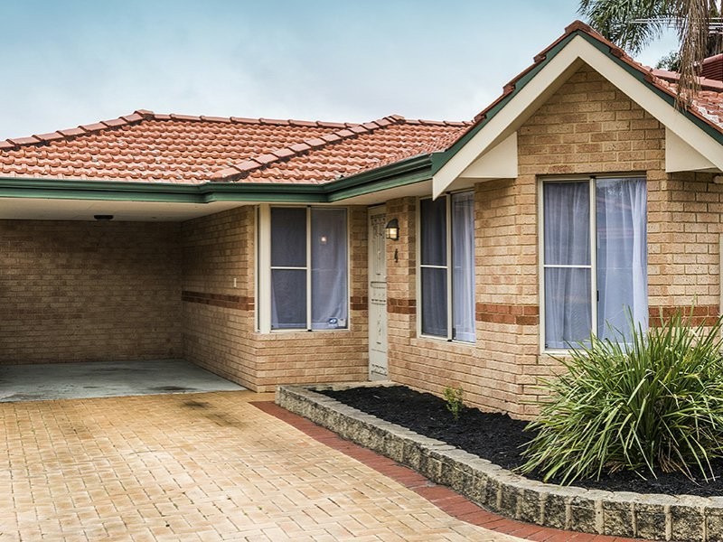 4/44 Chullwyne Mews, High Wycombe WA 6057