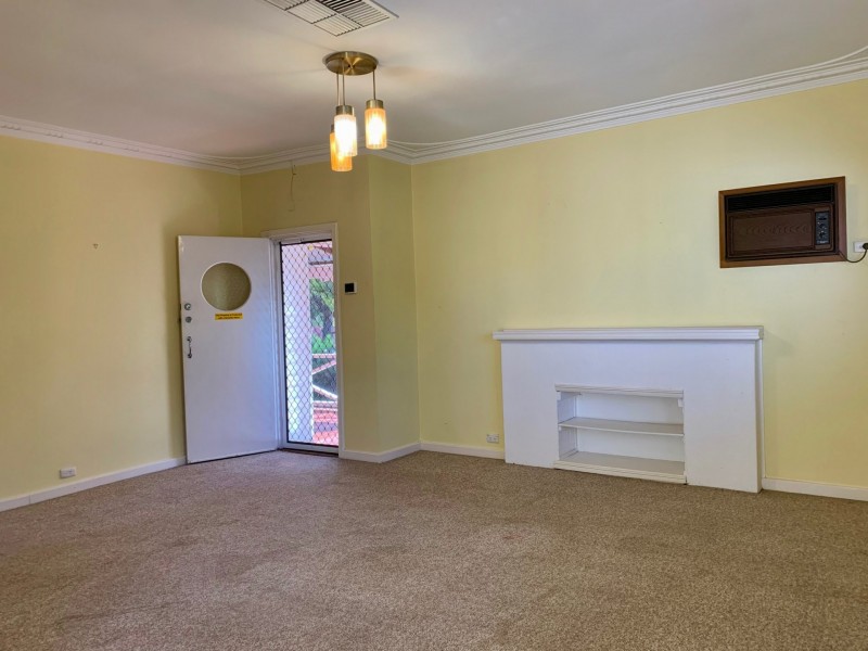 8 Lane Road, Kalamunda WA 6076