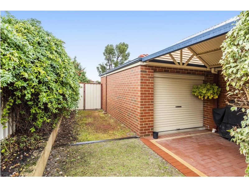 53 Lambertia Crescent, High Wycombe WA 6057