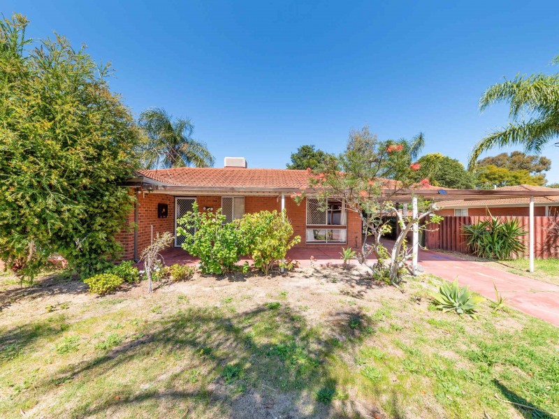 37 Gosnells Road West, Martin WA 6110