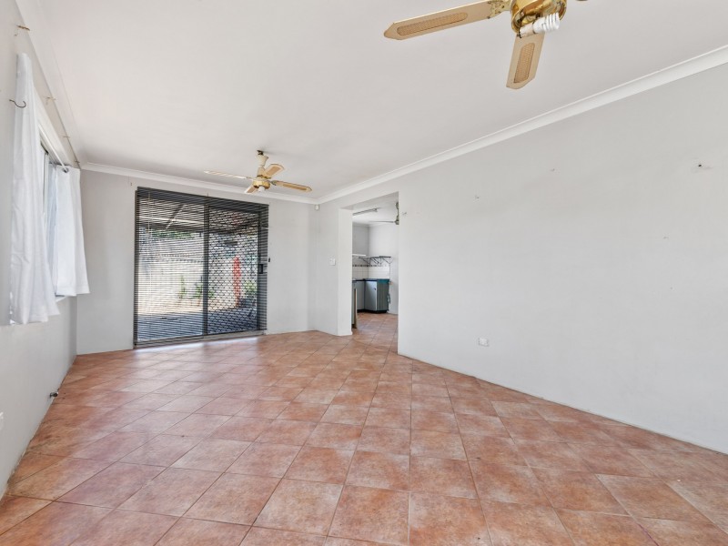 37 Gosnells Road West, Martin WA 6110