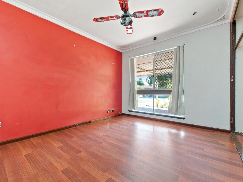 37 Gosnells Road West, Martin WA 6110