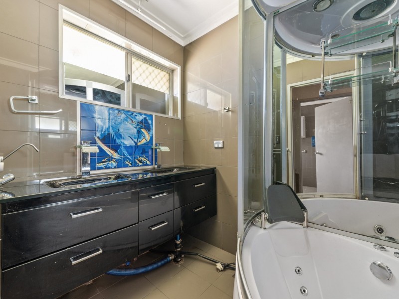 37 Gosnells Road West, Martin WA 6110