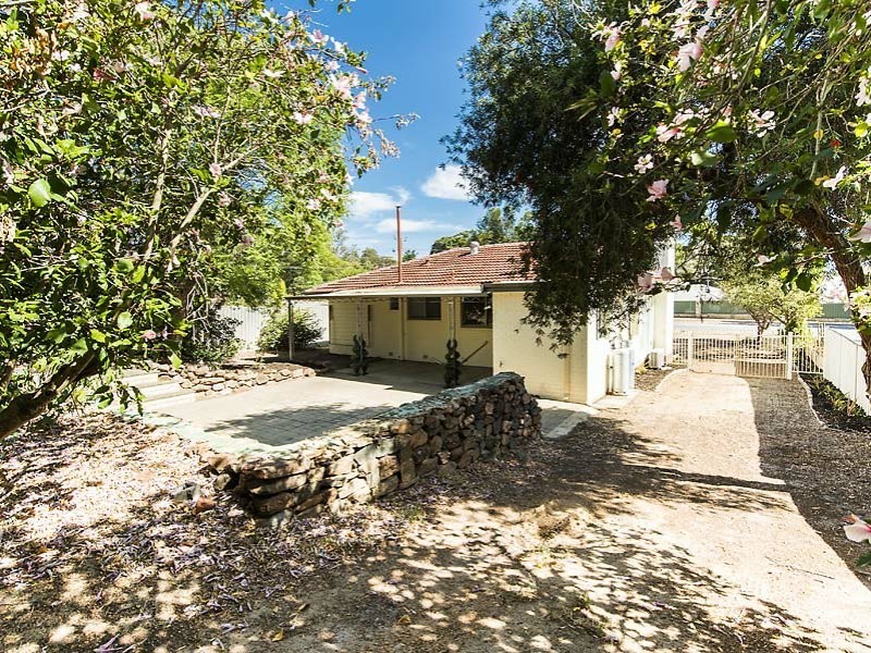 93 Canning Road, Kalamunda WA 6076