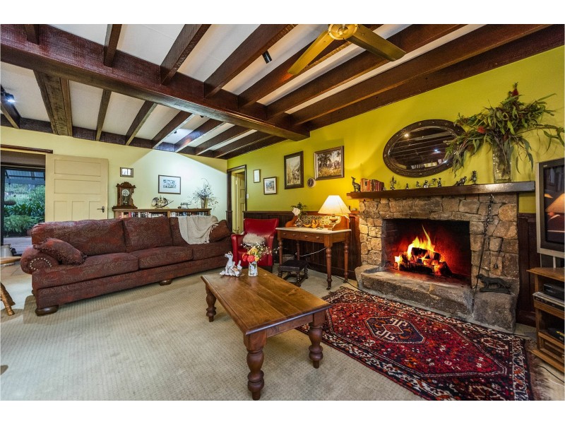 231 Paulls Valley Road, Paulls Valley WA 6076