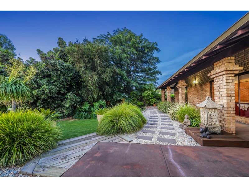 179 Pomeroy Road, Lesmurdie WA 6076