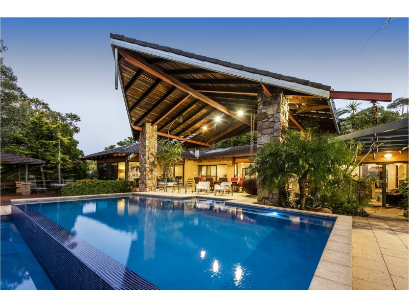 24 Bolt Court, Lesmurdie WA 6076