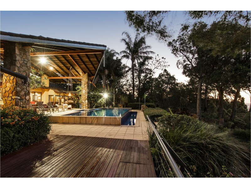 24 Bolt Court, Lesmurdie WA 6076