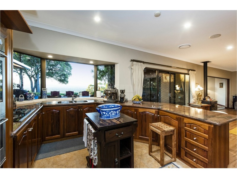 24 Bolt Court, Lesmurdie WA 6076