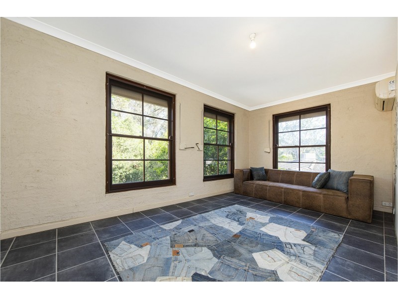 3 Leawood Crescent, Boya WA 6056