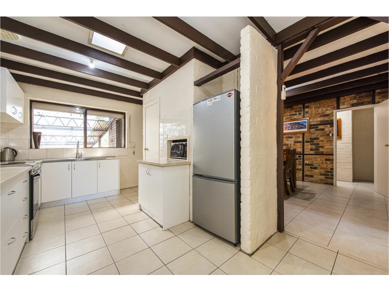 3 Leawood Crescent, Boya WA 6056