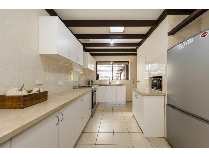 3 Leawood Crescent, Boya WA 6056