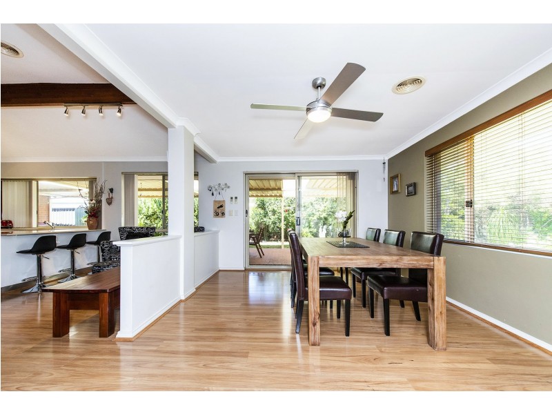 9 Tungsten Court, Forrestfield WA 6058