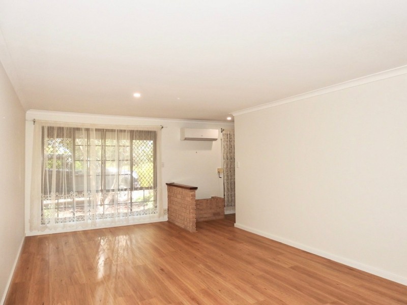 1/41 Cantua Way, Forrestfield WA 6058