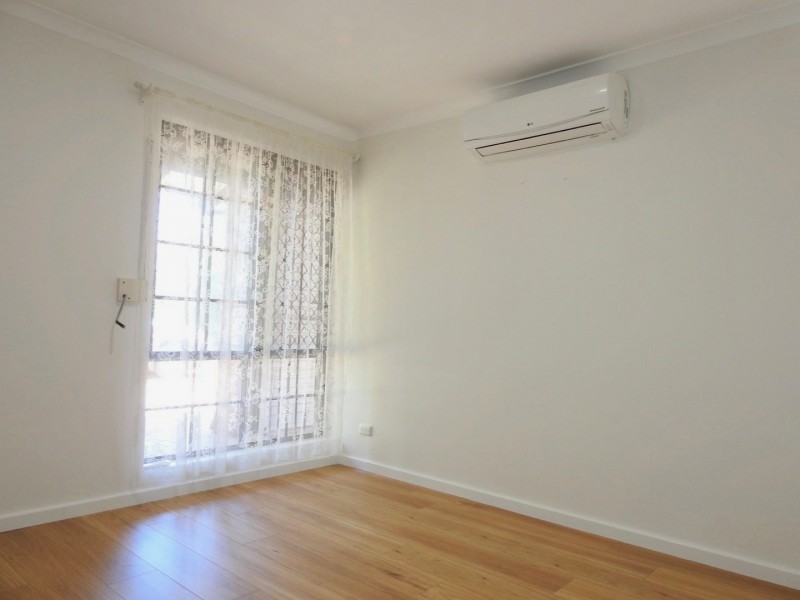 1/41 Cantua Way, Forrestfield WA 6058