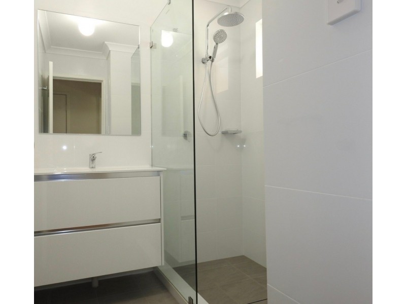 1/41 Cantua Way, Forrestfield WA 6058