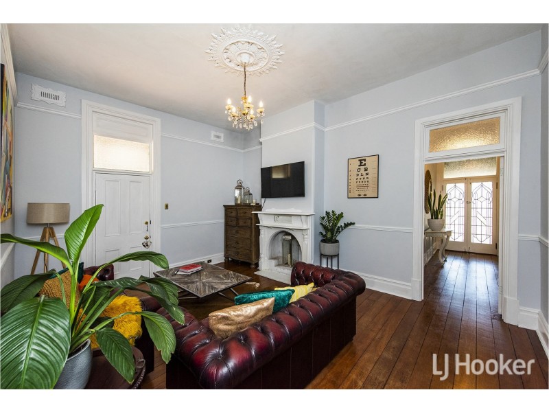 85 Guildford Road, Bassendean WA 6054