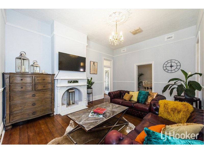 85 Guildford Road, Bassendean WA 6054