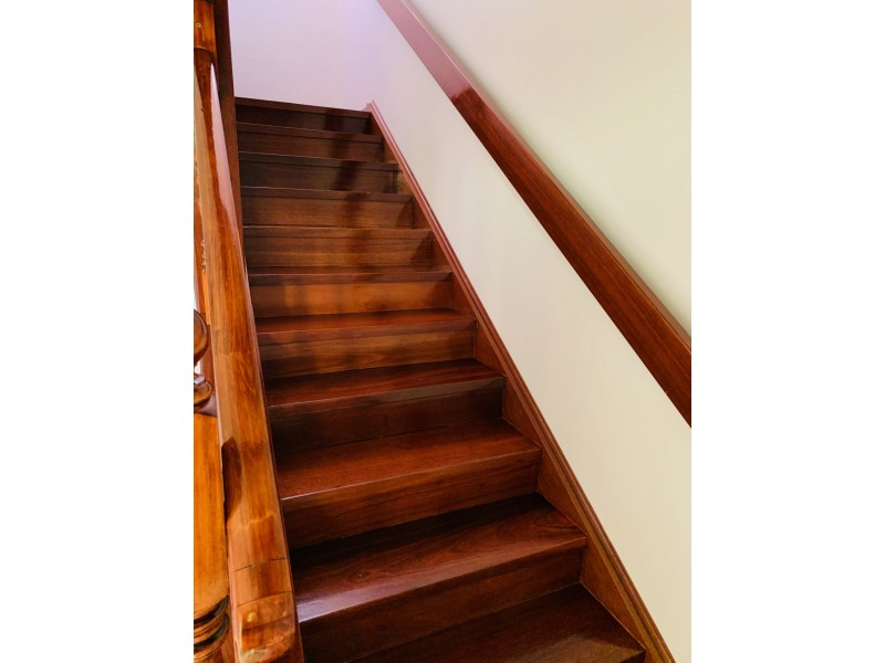 10 Elmwood Crescent, Lesmurdie WA 6076