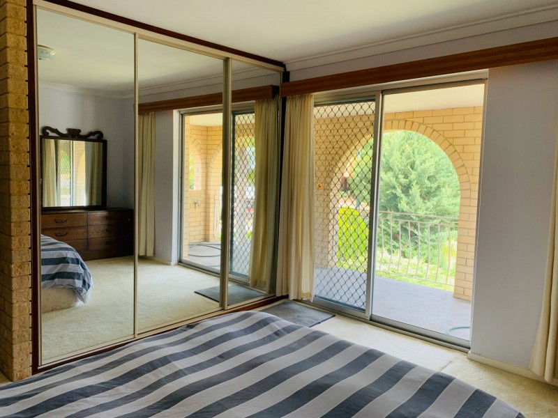 10 Elmwood Crescent, Lesmurdie WA 6076