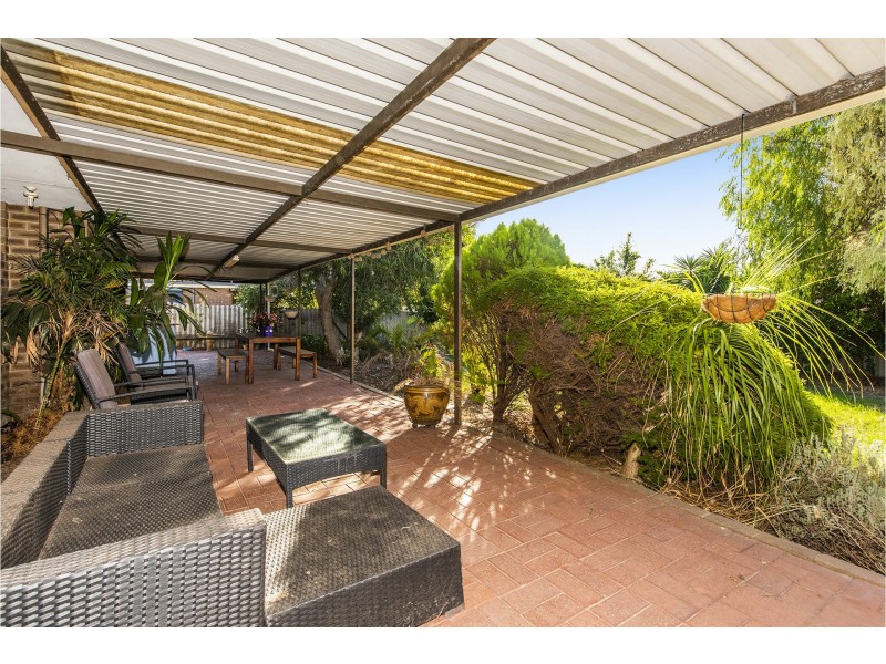 18 Marshall Road, High Wycombe WA 6057