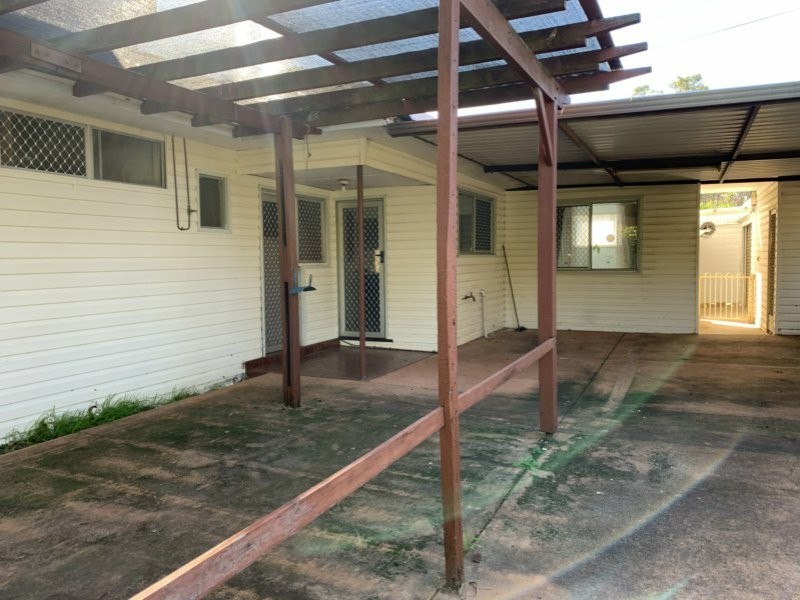 8 Lane Road, Kalamunda WA 6076