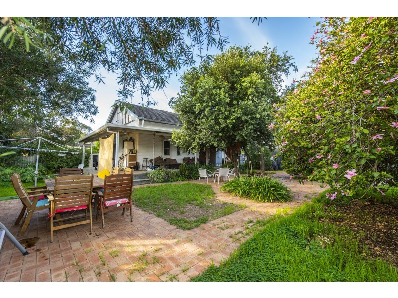 110 Canning Road, Kalamunda WA 6076