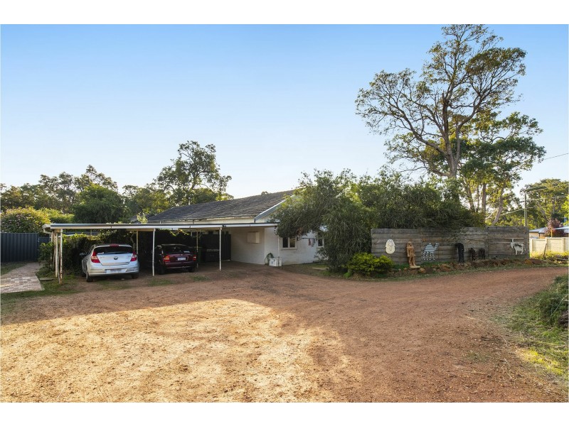 110 Canning Road, Kalamunda WA 6076