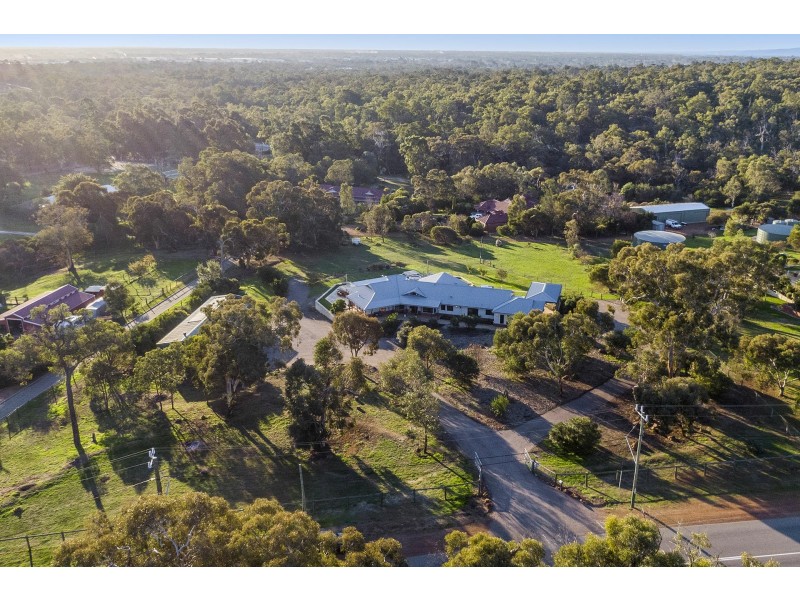 165 Ridge Hill Road, Gooseberry Hill WA 6076