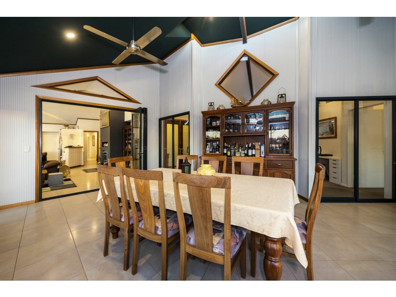 165 Ridge Hill Road, Gooseberry Hill WA 6076