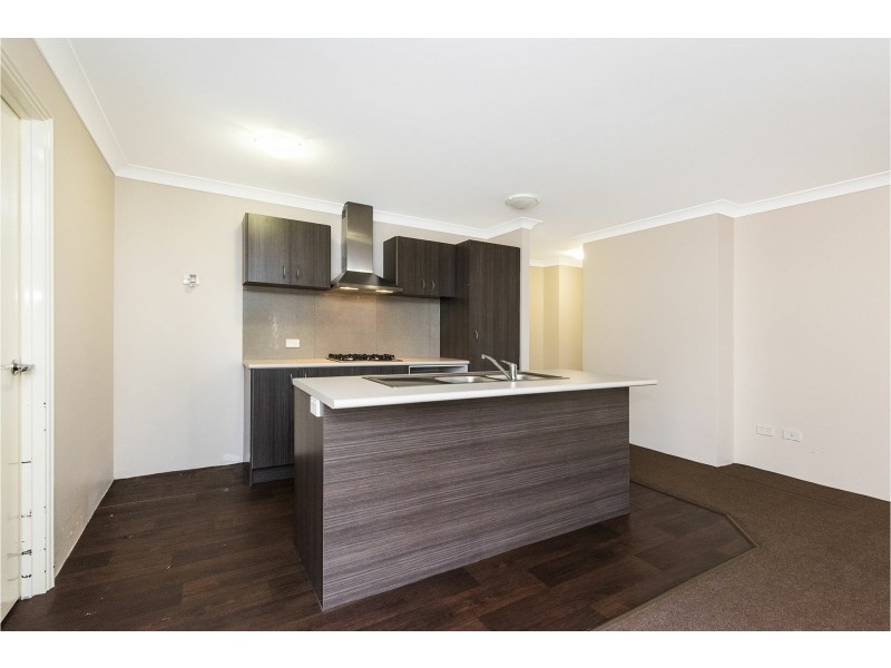 28 Mangosteen Drive, Forrestfield WA 6058