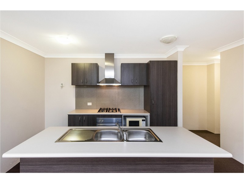 28 Mangosteen Drive, Forrestfield WA 6058