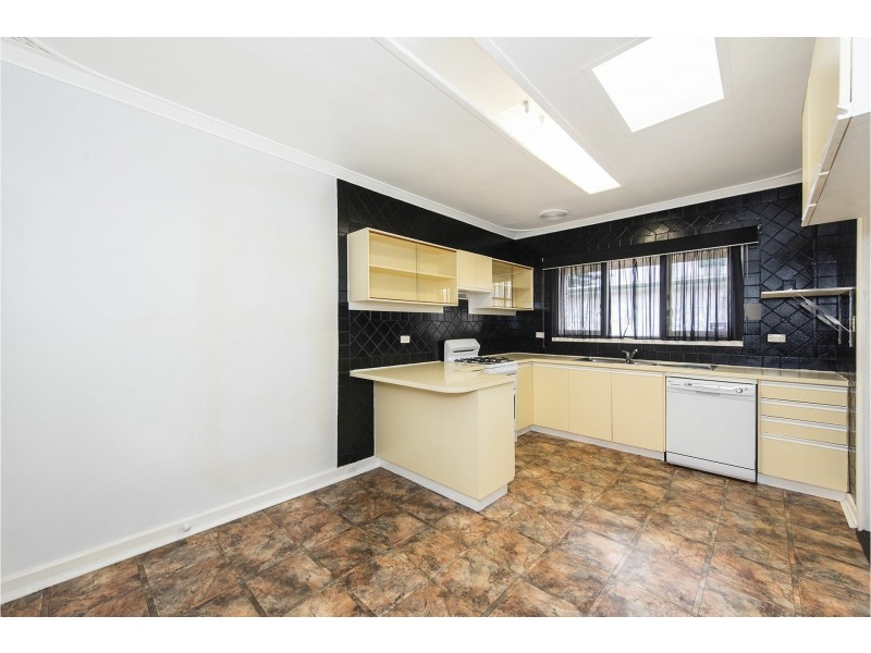 25 Albemarle Way, High Wycombe WA 6057