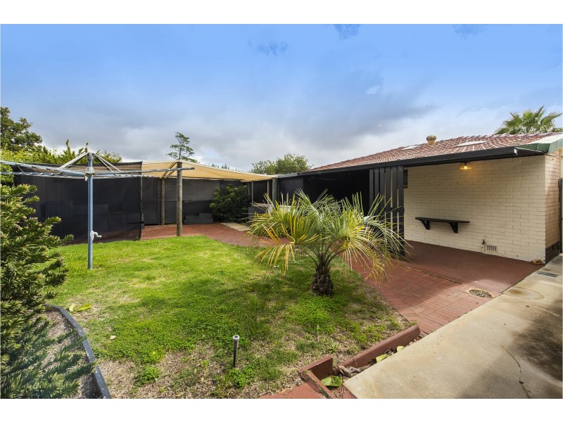 25 Albemarle Way, High Wycombe WA 6057