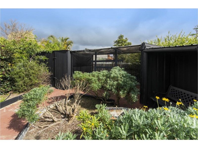 25 Albemarle Way, High Wycombe WA 6057